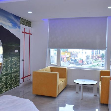 Hotel Blue Bell Raiwala Bagian luar foto